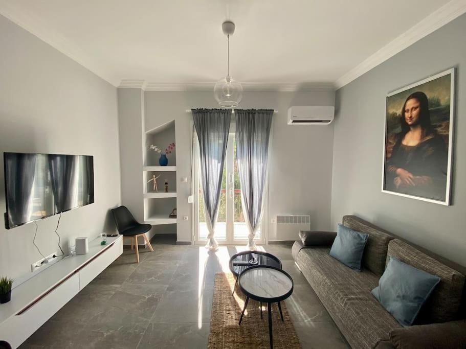 Dimofontas - Hub Thiseio & Gkazi Athens Exterior photo